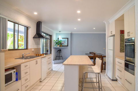 Yigala House - Winery Find 12