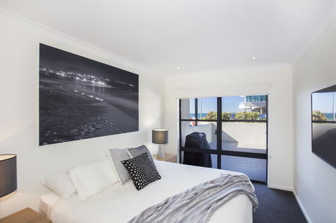 Beachfront 2 - Winery Find 12