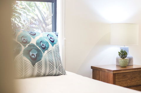 Beachfront 2 - Winery Find 16