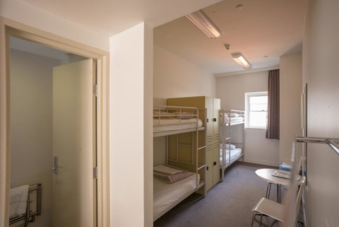 YHA Sydney Harbour - Winery Find 15
