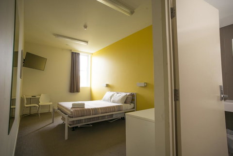 YHA Sydney Harbour - Winery Find 16