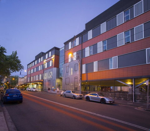 YHA Sydney Harbour - Winery Find 8