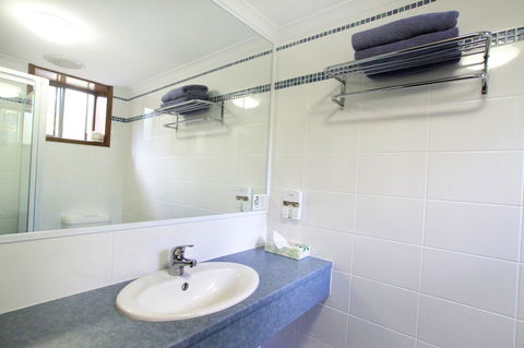 Pelican Motor Inn - Winery Find 34