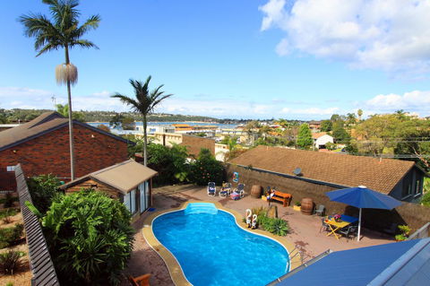 Pelican Motor Inn - Winery Find 21