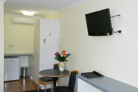 Pelican Motor Inn - Winery Find 32