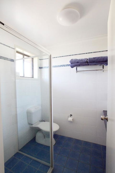 Pelican Motor Inn - Winery Find 35