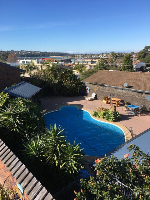 Pelican Motor Inn - Winery Find 33