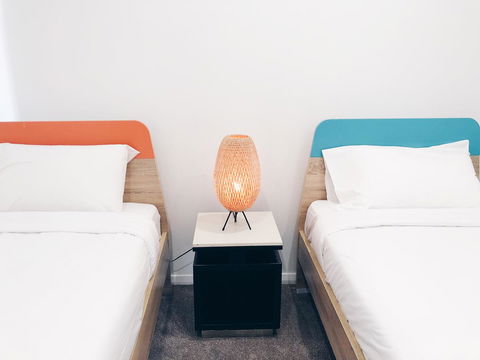 DD Apartments Chinatown - Winery Find 8