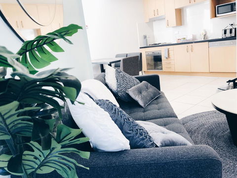 DD Apartments Chinatown - Winery Find 18