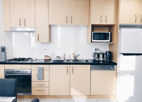 DD Apartments Chinatown - Winery Find 12