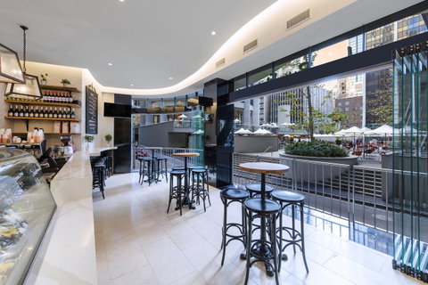 Rydges Australia Square, Formerly Tank Stream Hotel - Winery Find 7