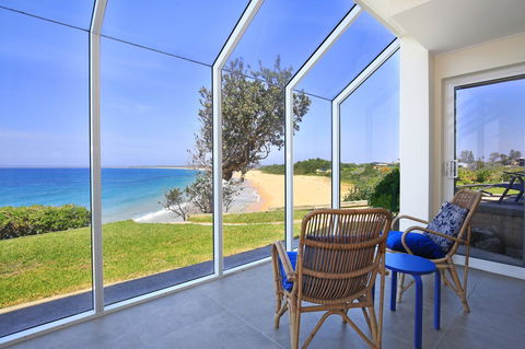 Neptune I Absolute Beachfront I Stunning Views - Winery Find 4