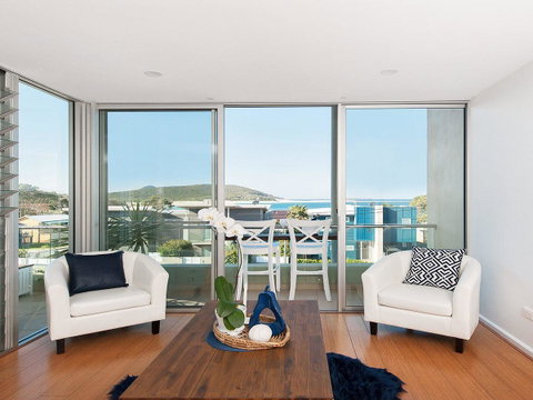 Blue View @ Fingal Bay - Winery Find 14