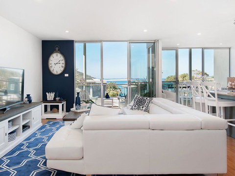 Blue View @ Fingal Bay - Winery Find 0