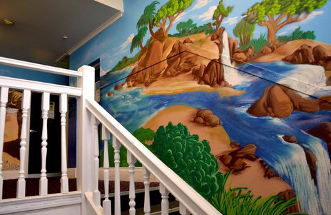 Mad Monkey Kings Cross - Winery Find 27