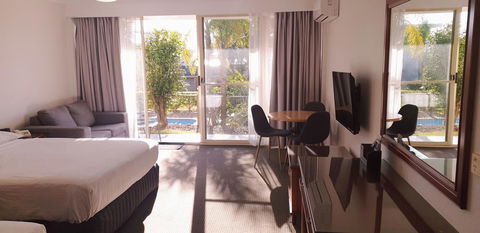 Marina Resort - Winery Find 43