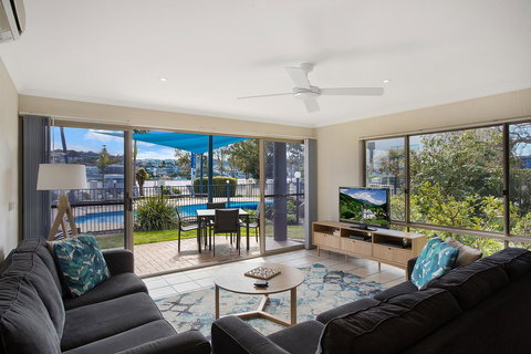 Sails Luxury Apartments Merimbula - Winery Find 4