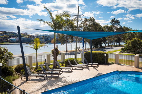 Sails Luxury Apartments Merimbula - Winery Find 12
