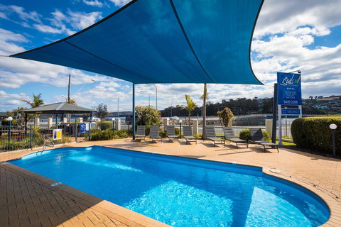 Sails Luxury Apartments Merimbula - Winery Find 40