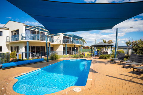 Sails Luxury Apartments Merimbula - Winery Find 42