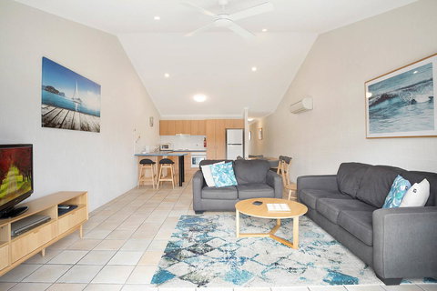 Sails Luxury Apartments Merimbula - Winery Find 35