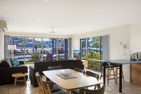 Sails Luxury Apartments Merimbula - Winery Find 11