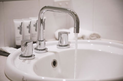 Quest Wagga Wagga - Winery Find 13