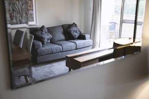 Quest Wagga Wagga - Winery Find 25