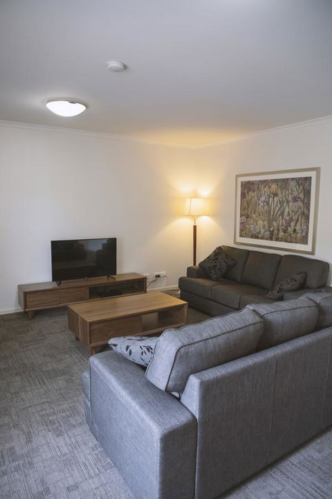 Quest Wagga Wagga - Winery Find 1