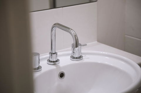 Quest Wagga Wagga - Winery Find 32