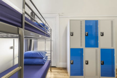 Summer House Sydney City - Formerly Sydney Backpackers - Winery Find 18