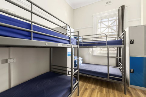 Summer House Sydney City - Formerly Sydney Backpackers - Winery Find 19