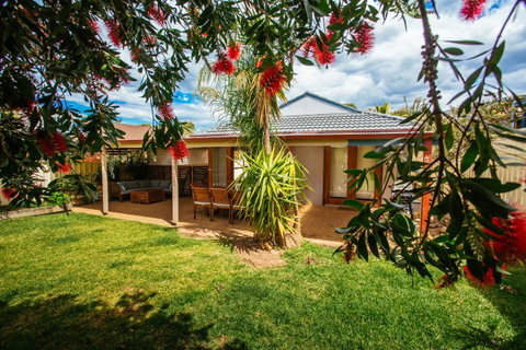 Sunbaker Pet Friendly Awards Finalist 4 Mins Walk To Culburra Beach - Winery Find 30
