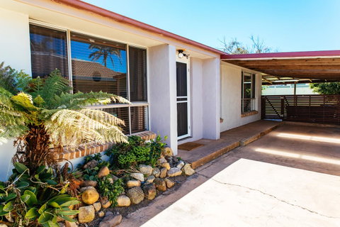 Sunbaker Pet Friendly Awards Finalist 4 Mins Walk To Culburra Beach - Winery Find 34