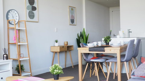 Skygarden Olympic Park View 2 Bedroom Apartment - Winery Find 12