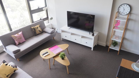 Skygarden Olympic Park View 2 Bedroom Apartment - Winery Find 30