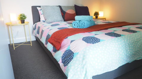 Skygarden Olympic Park View 2 Bedroom Apartment - Winery Find 35