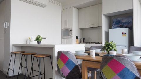 Skygarden Olympic Park View 2 Bedroom Apartment - Winery Find 41