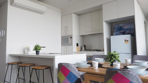 Skygarden Olympic Park View 2 Bedroom Apartment - Winery Find 42