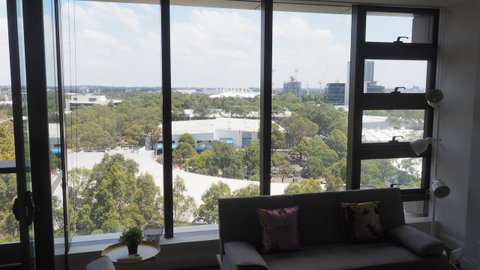Skygarden Olympic Park View 2 Bedroom Apartment - Winery Find 23