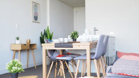 Skygarden Olympic Park View 2 Bedroom Apartment - Winery Find 13