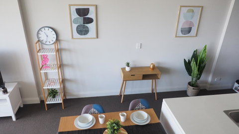 Skygarden Olympic Park View 2 Bedroom Apartment - Winery Find 27