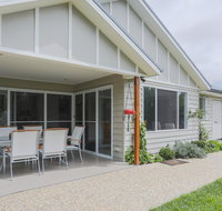 Armidale Cottage - Winery Find