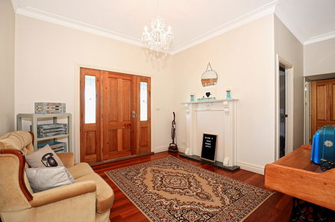 Terara Riverside Retreat - Winery Find 19