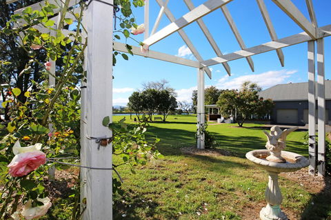 Terara Riverside Retreat - Winery Find 33