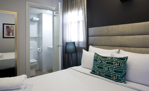 Hotel Challis Potts Point - Winery Find 21