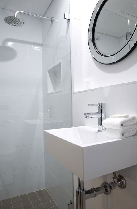 Hotel Challis Potts Point - Winery Find 29