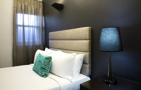 Hotel Challis Potts Point - Winery Find 18