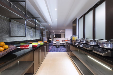 Swissotel Sydney - Winery Find 37