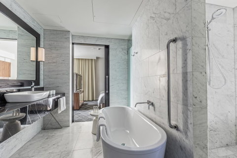 Swissotel Sydney - Winery Find 25